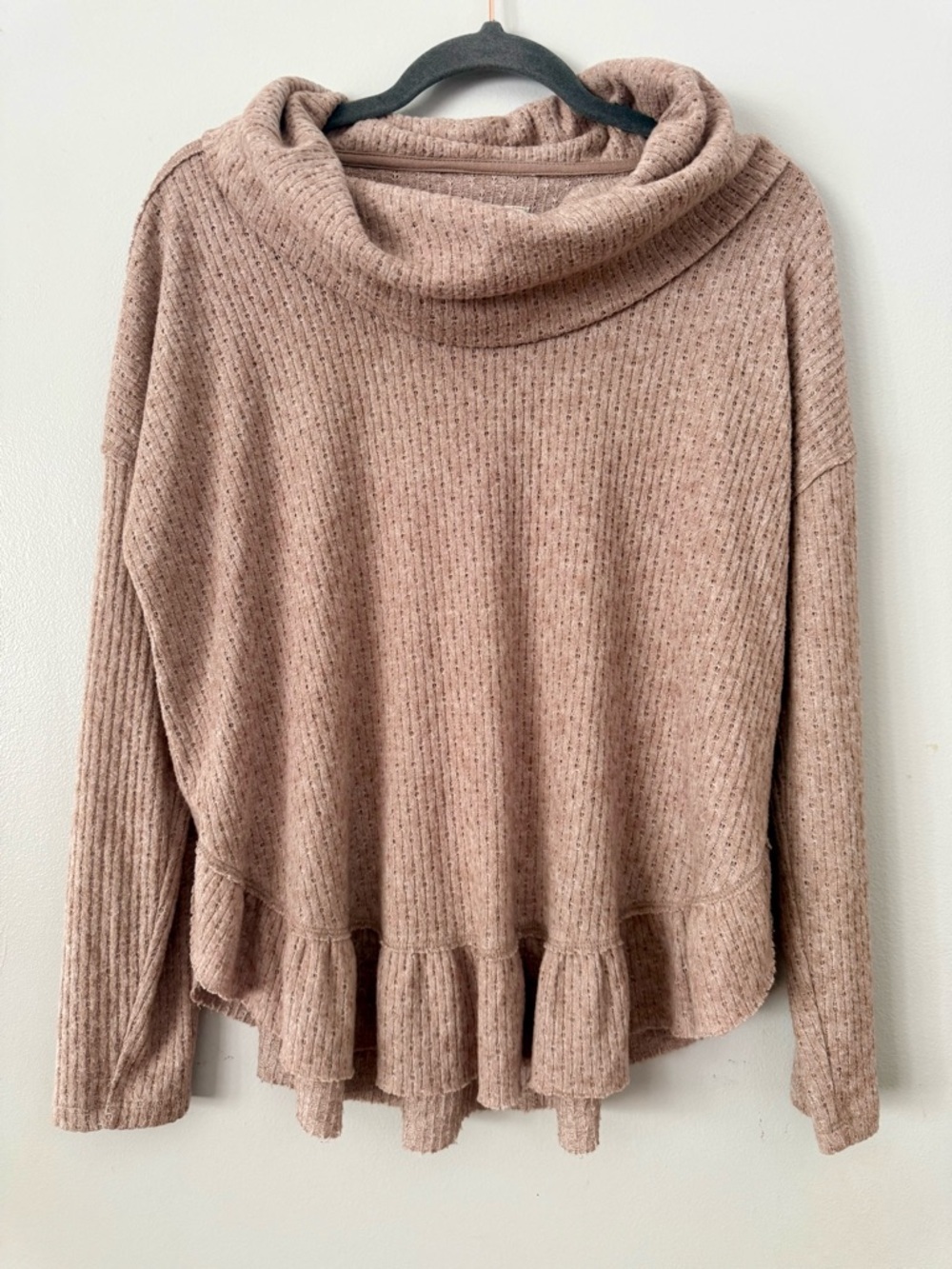 EUC Maeve Anthropologie Pink Beige Ruffled Hacci Knit Pullover Sweater Size S